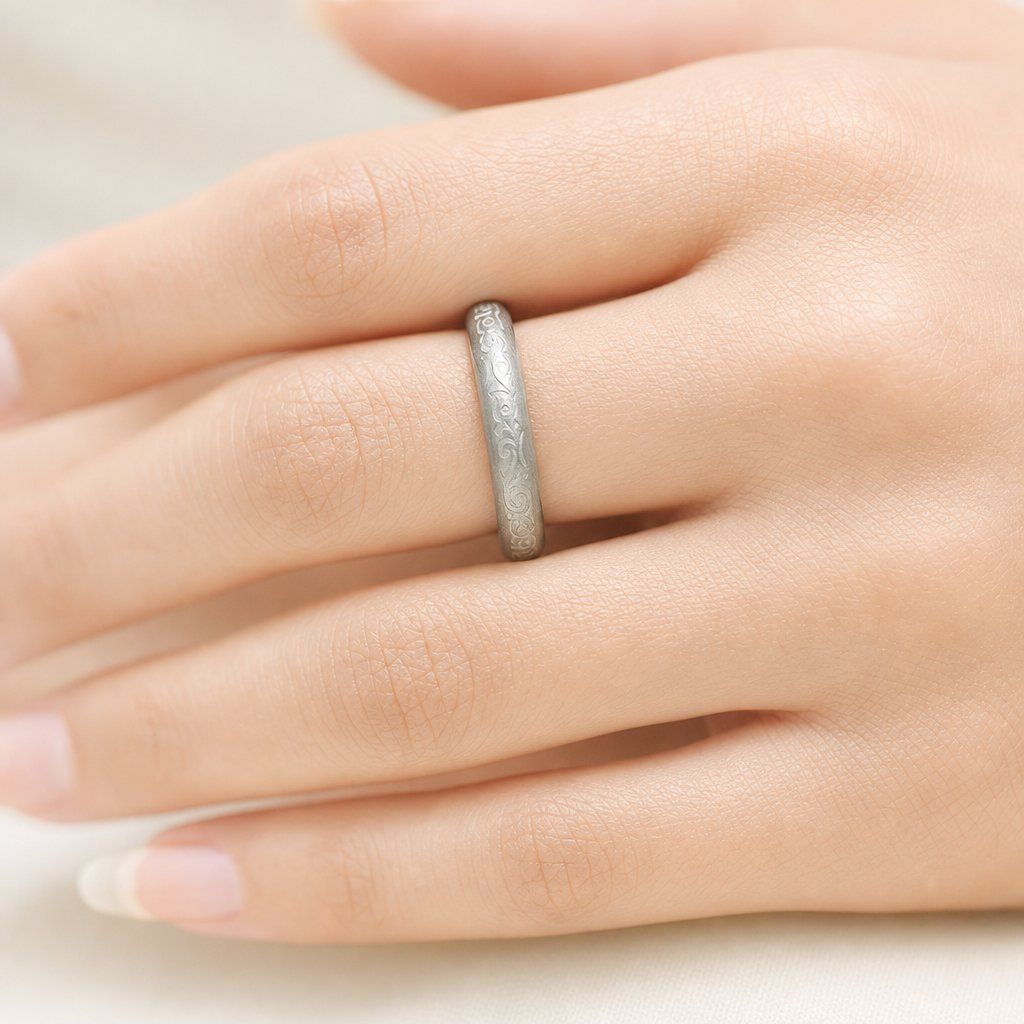Olga Ribler Anelli: Edelstahl 4 mm  Ring gemustert,  Ringgrösse 52 – Nuovo (secondo la descrizione) da Luzern venduto da Schmuckoutlet 8