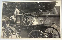 Fotokarte Oskar Grob, Bülach - Hochzeit, Pferdekutsche