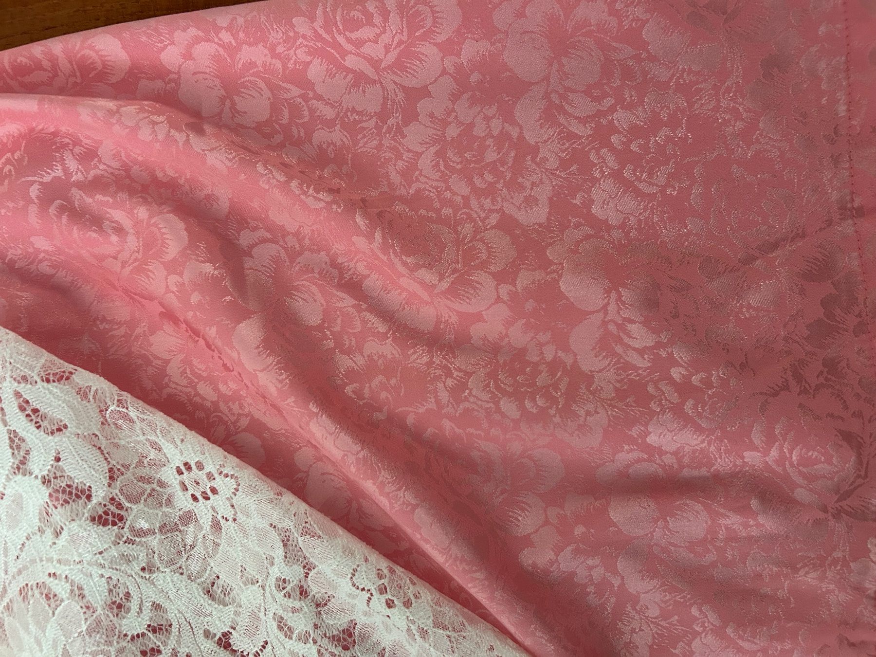 Vestiti: Dirndl mit Spitze Grösse 42 – Usato da Eschenbach LU venduto da viv_h9sr 1