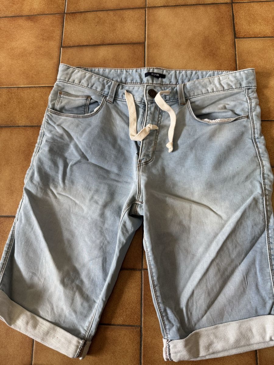 Pantaloni: Short Kiabi bleu clair, taille 40 Doryan – Nuovo (secondo la descrizione) da Veyrier venduto da kimedovapa