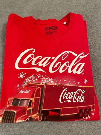 Coca-Cola Weihnachtsshirt Truck Grösse M