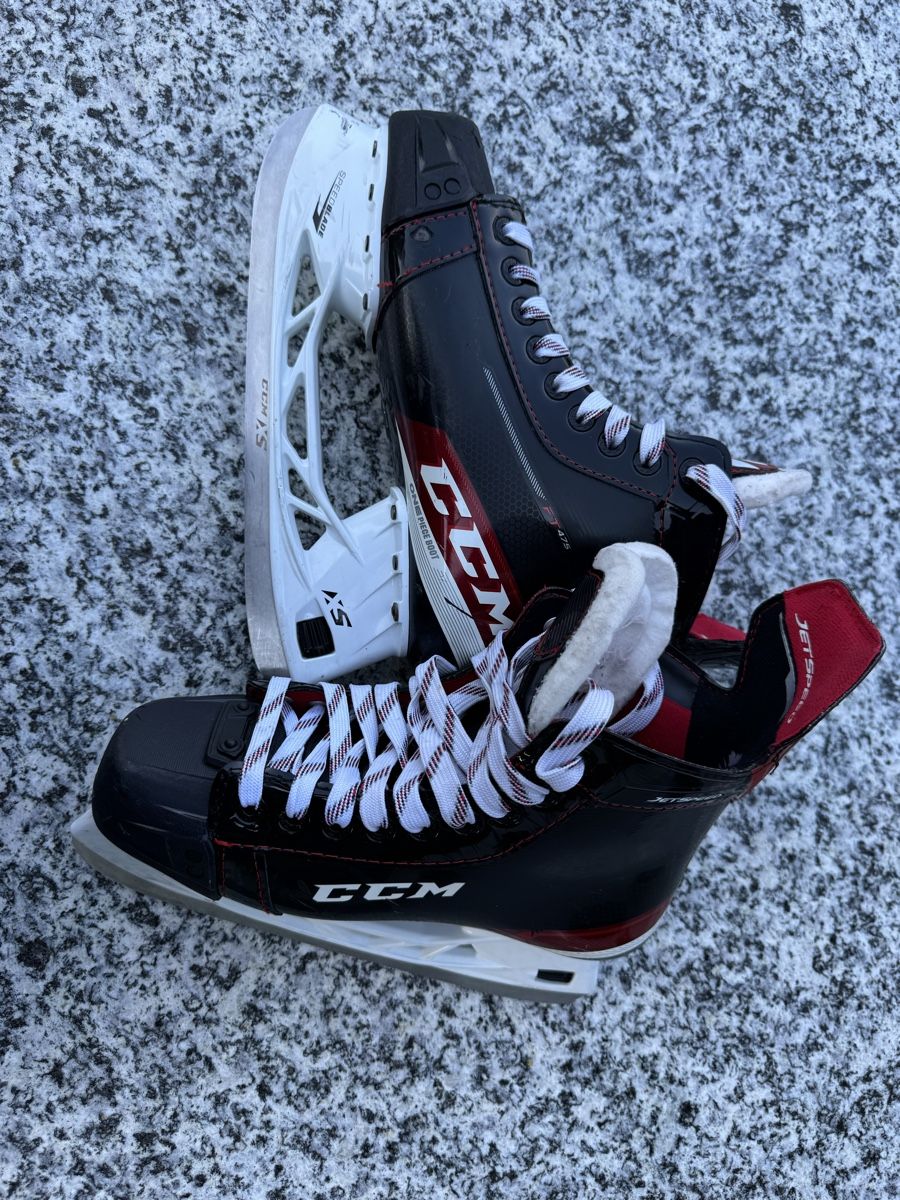 Ccm Pattini da ghiaccio: CCM JetSpeed FT 475 Schlittschuhe Grösse 5.5  – Usato da Horriwil venduto da kreidlerkari 5