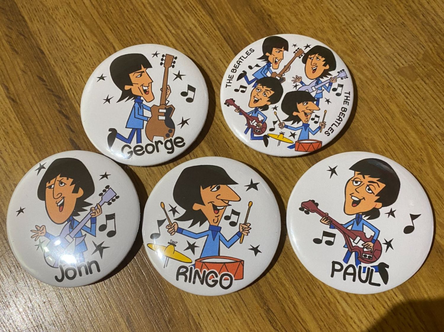 Plaketten & Abzeichen: Beatles Pin Badges, Neu! 5.8cm – Neu (gemäss Beschreibung) aus Basel von VinylLover68