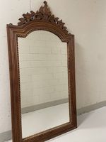 Antiker indischer Wandspiegel aus Holz, handgeschnitzt