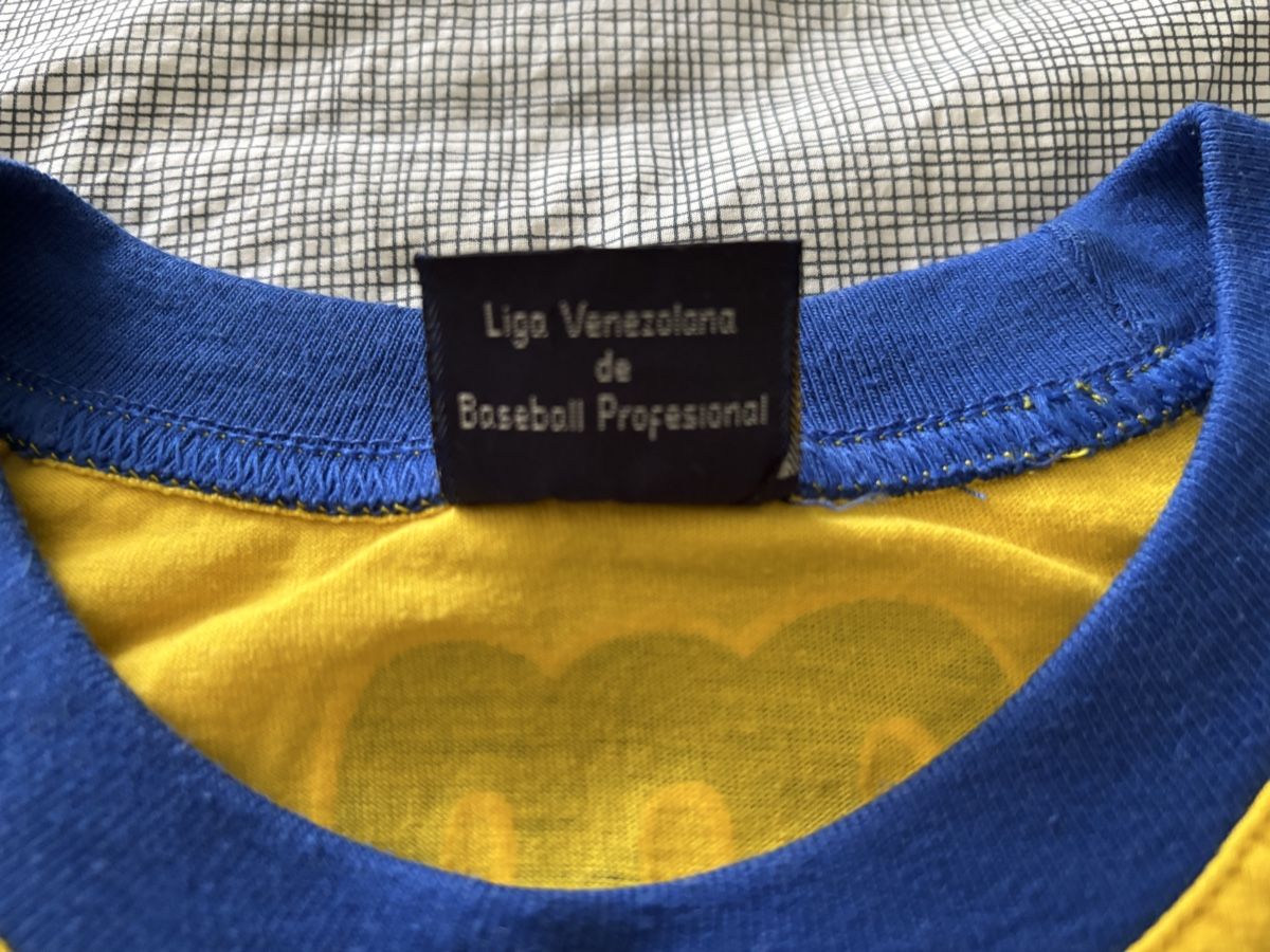 T-shirt: Magallanes Baseball T-Shirt – Usato da Baden venduto da AlejandroA 1