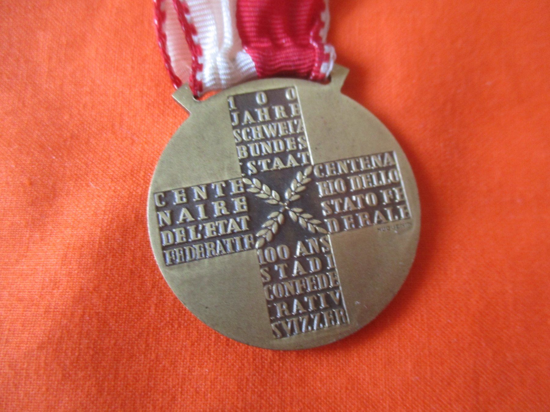 Placchette & Badge: Abzeichen 100 Jahre Bundesstaat1948 – Usato da Birsfelden venduto da alles-muss-raus 1