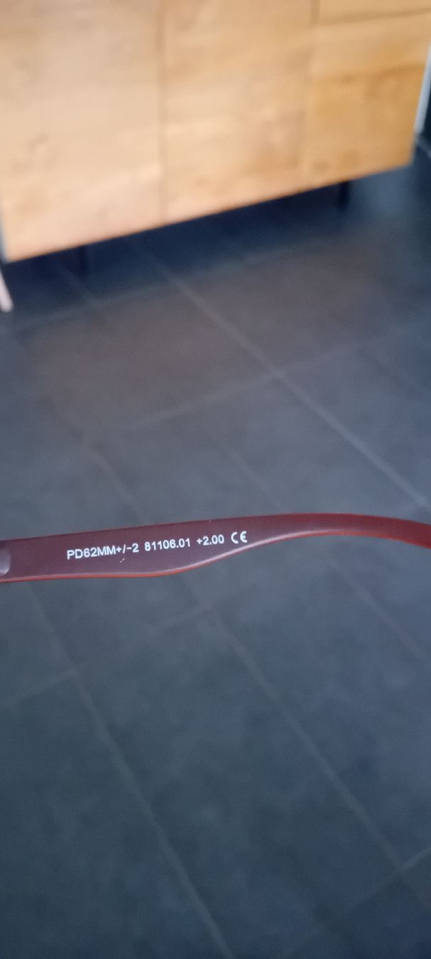 Occhiali & Lenti: Brille mit Etui - Sehstärke -2.00  – Nuovo (secondo la descrizione) da Burgdorf venduto da carodesign1 2