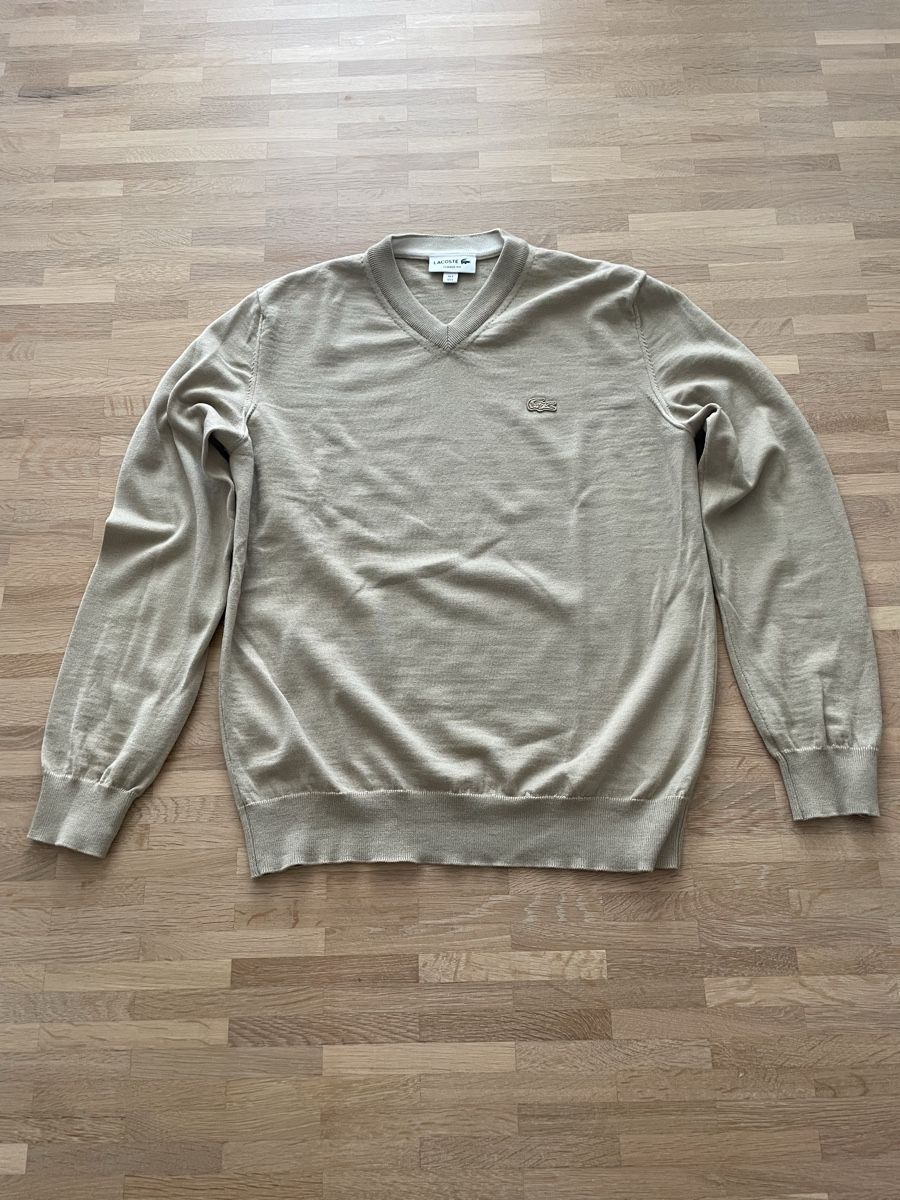 Maglioni & Felpe: Lacoste V-Neck Sweater Beige  – Usato da Zug venduto da Zuger1987 1