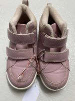 Turnschuhe gefüttert grösse 26