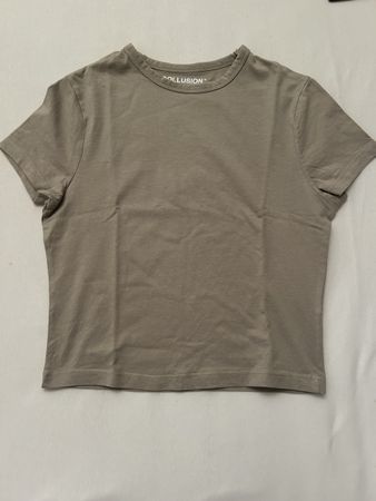 Collusion hazelnut-colored T-shirt. 