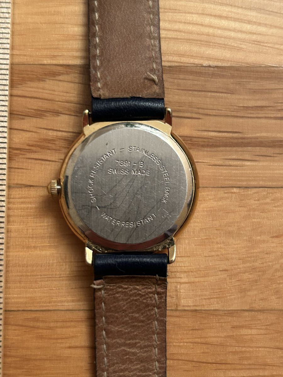 Orologi: Uhr / Armbanduhr - golden – Usato da Zürich venduto da Nimi8 7