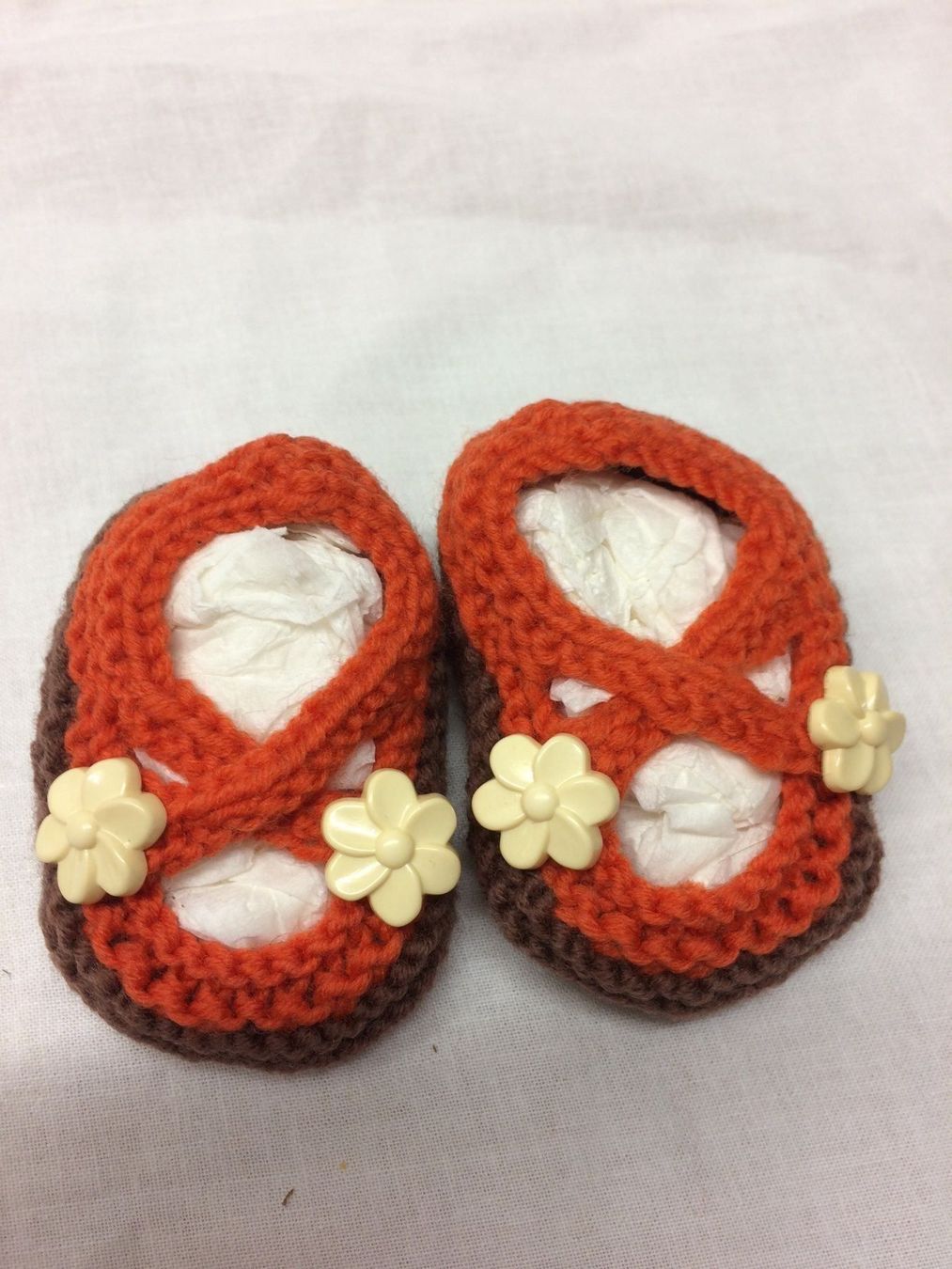Scarpe per ragazzi: Babyfinkli pro Paar neu  CHF. 6.00 – Nuovo (secondo la descrizione) da Spreitenbach venduto da Margot-09 1