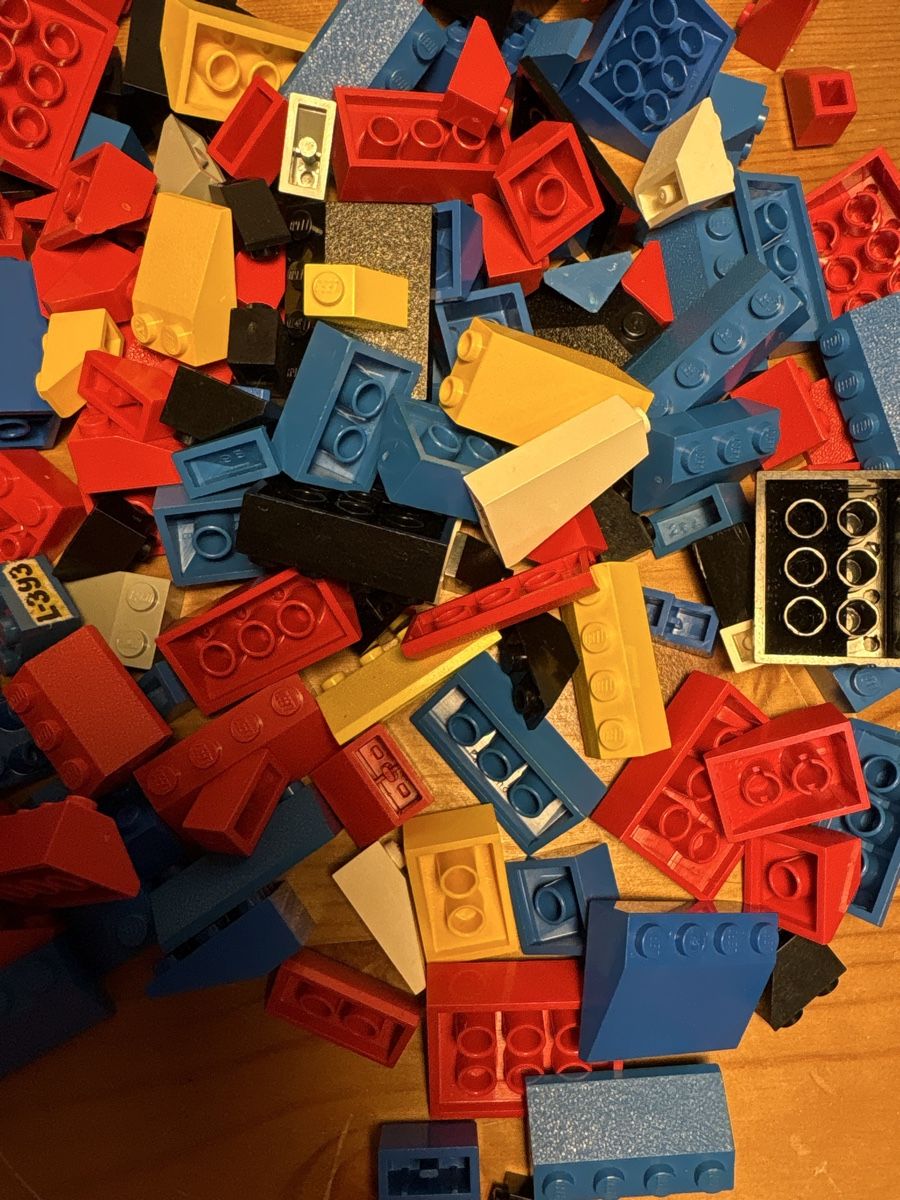 Lego Baukästen: Lego Dachteile – Gebraucht aus Verscio von Foroglio 2