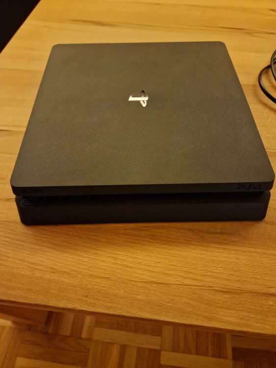 Playstation 4 slim Kaufen auf Ricardo