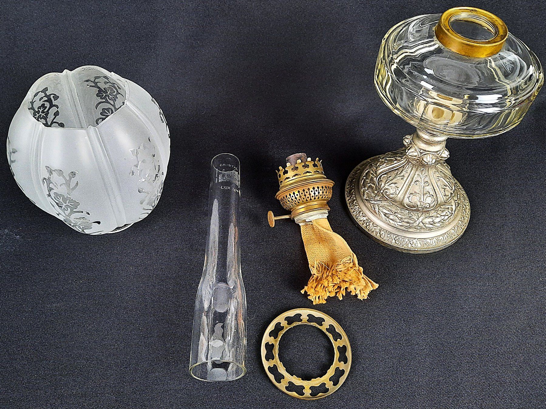 Lampade: Petroleumlampe antik – Usato da Beinwil am See venduto da Restwert_Beinwil 2