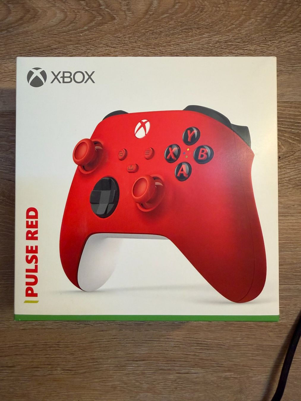 Manettes: XBOX Controller Special Edition – Neuf avec emballage d'origine à Olten par loris.zimmerli