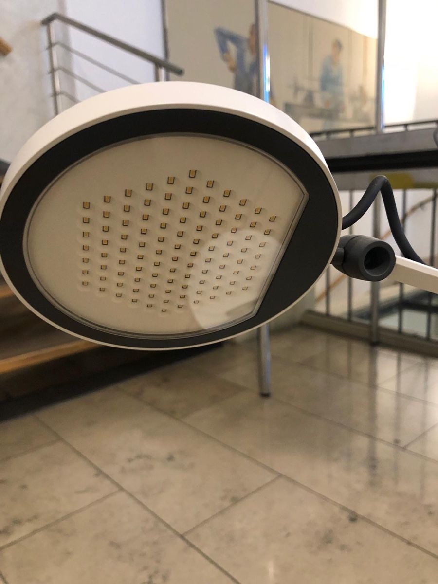 Lampade: Tischleuchte Waldmann, Lavigo, 87W, weiss – Usato da Liebefeld venduto da heblow 1