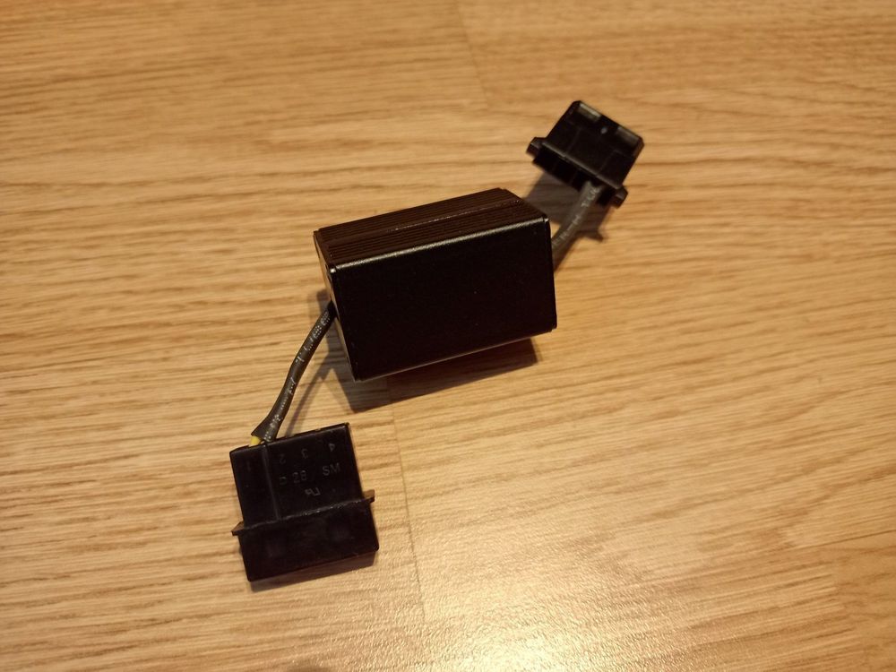 Lastwiderstand 12V zu ca. 7.5V 1