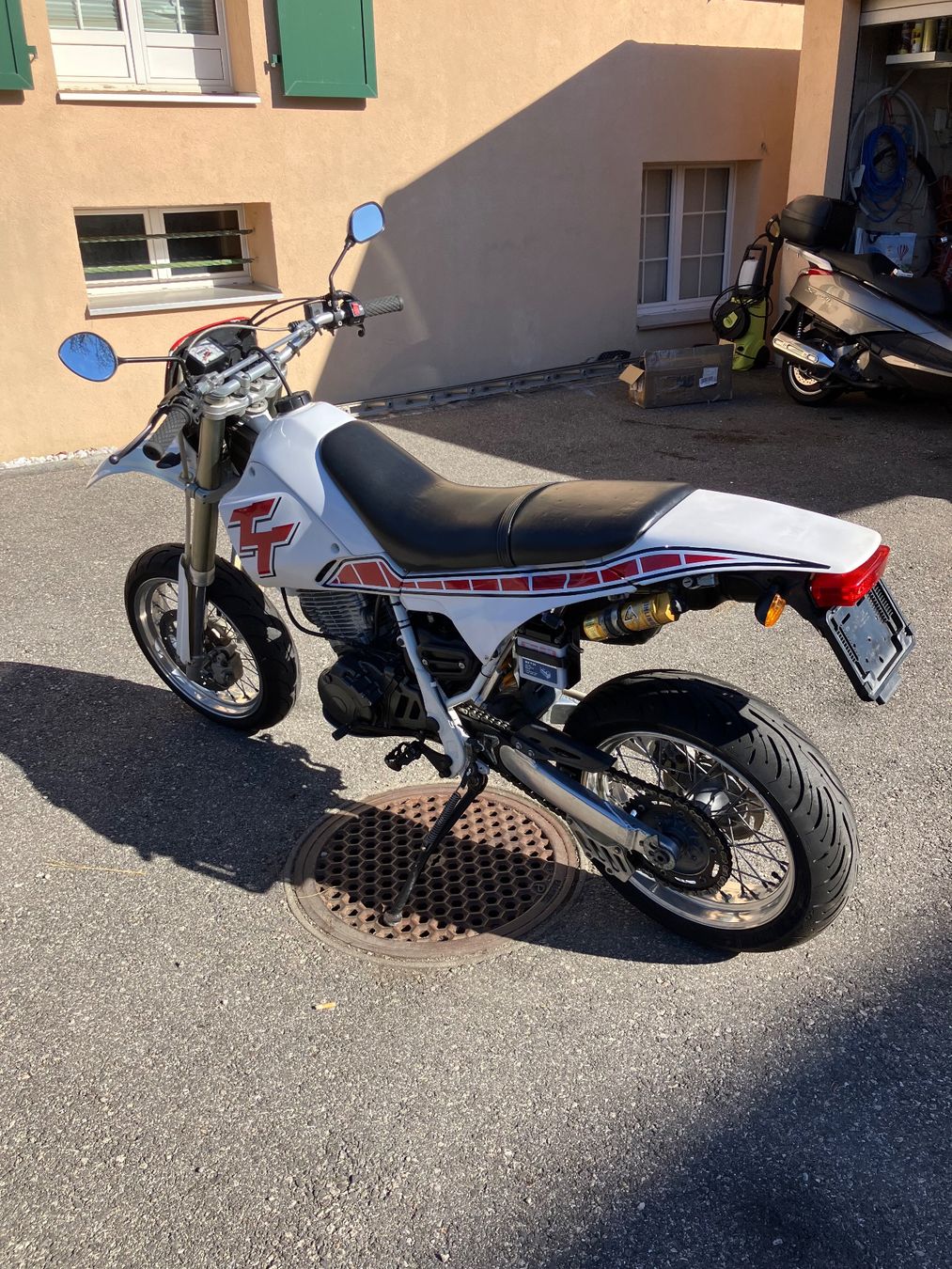 Yamaha Enduro: Yahama TT600 4GV – Usato da Lonay venduto da icardinaux
