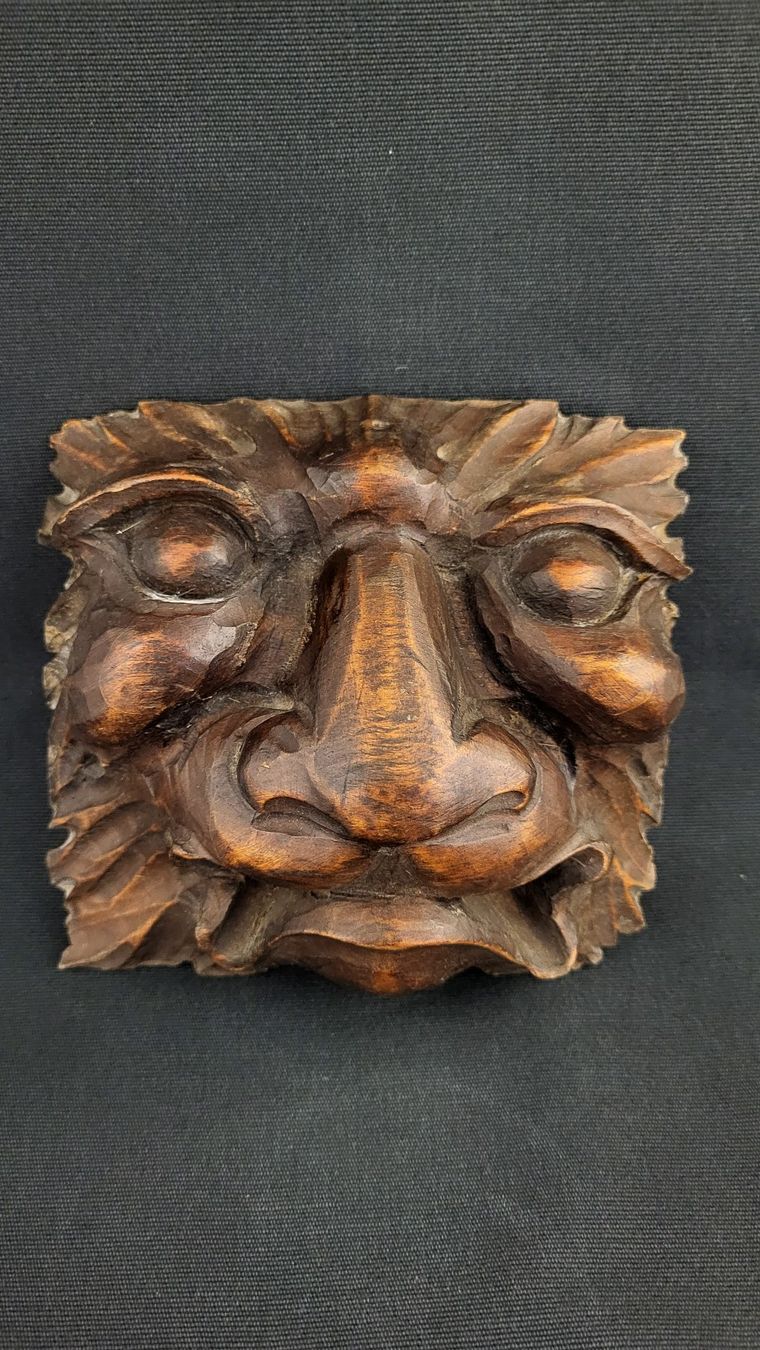 Figurines: Antike Holz-Schnitzerei LÖWENGESICHT – D'occasion à Basel par spinne02 1