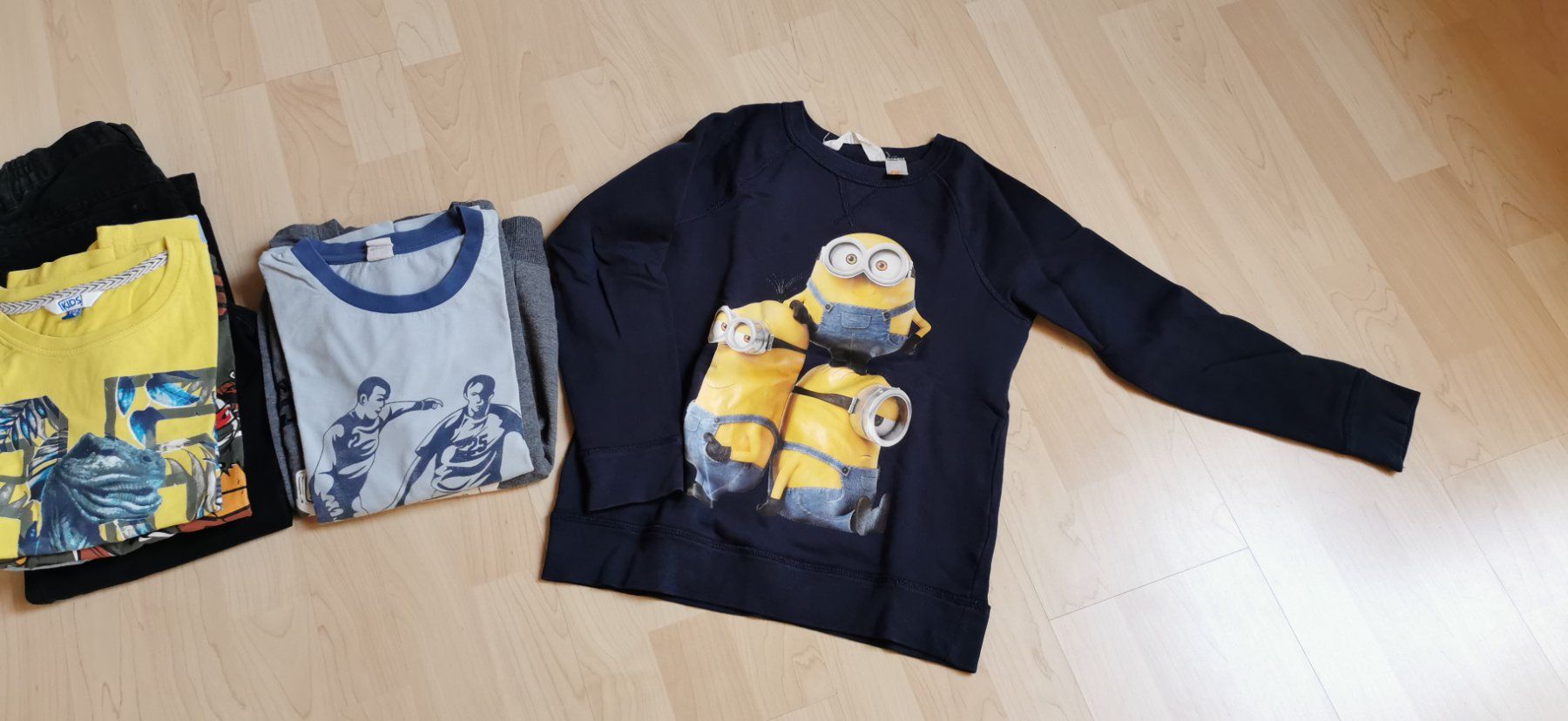 Lotti & Set di vestiti: Kleiderpaket Gr. 122/128/134 – Usato da Oberkulm venduto da Preneur 2