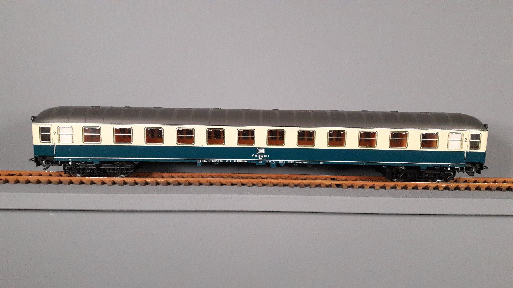 Liliput Modellini di ferrovie: Personenwagen – Usato da Burgdorf venduto da Optimal14
