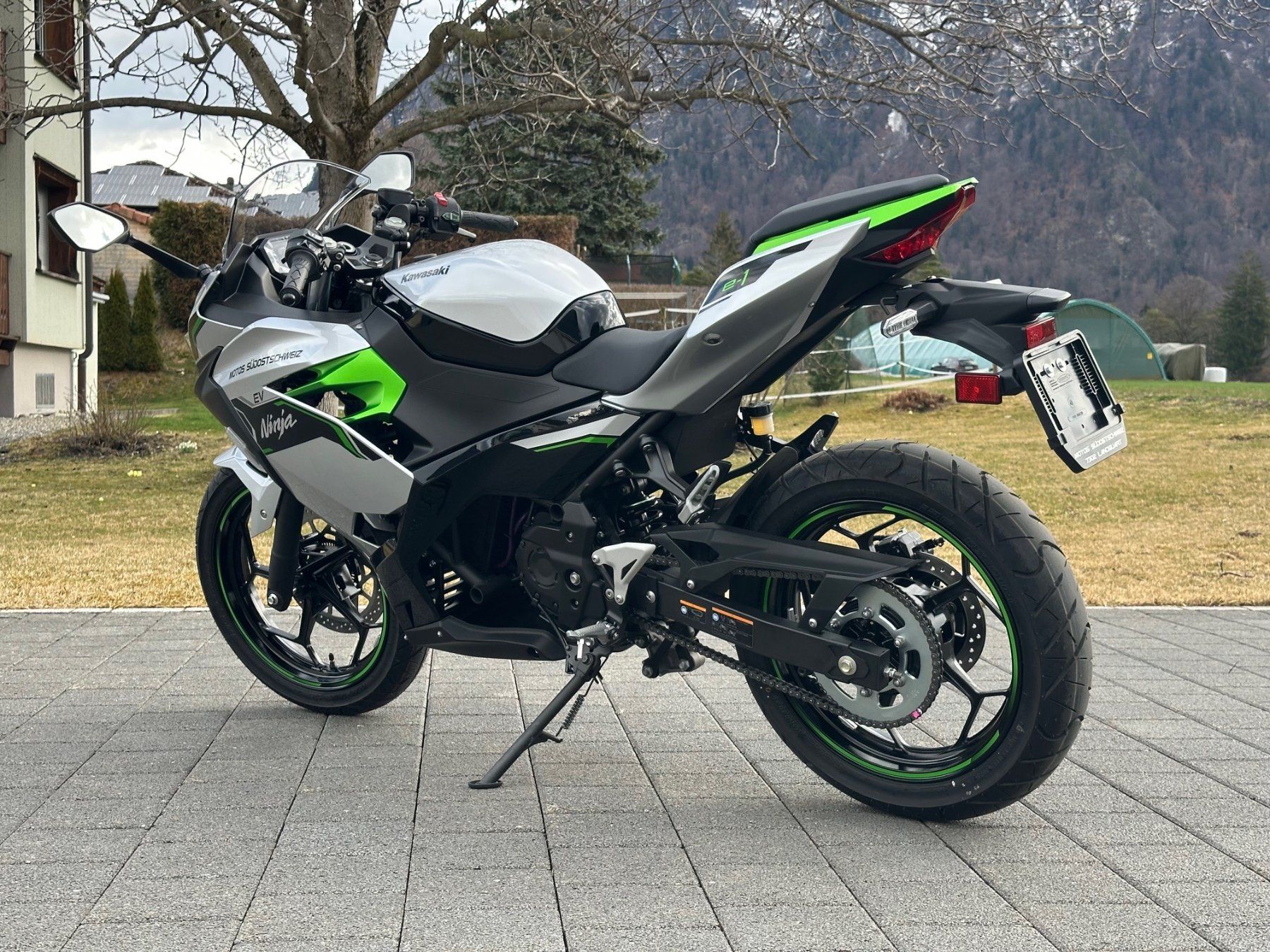 Kawasaki Strasse: Kawasaki Ninja e-1 – Gebraucht aus Landquart von jes_6zrh 1