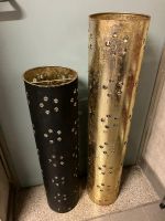 2 decorazioni in metallo dorato con strass