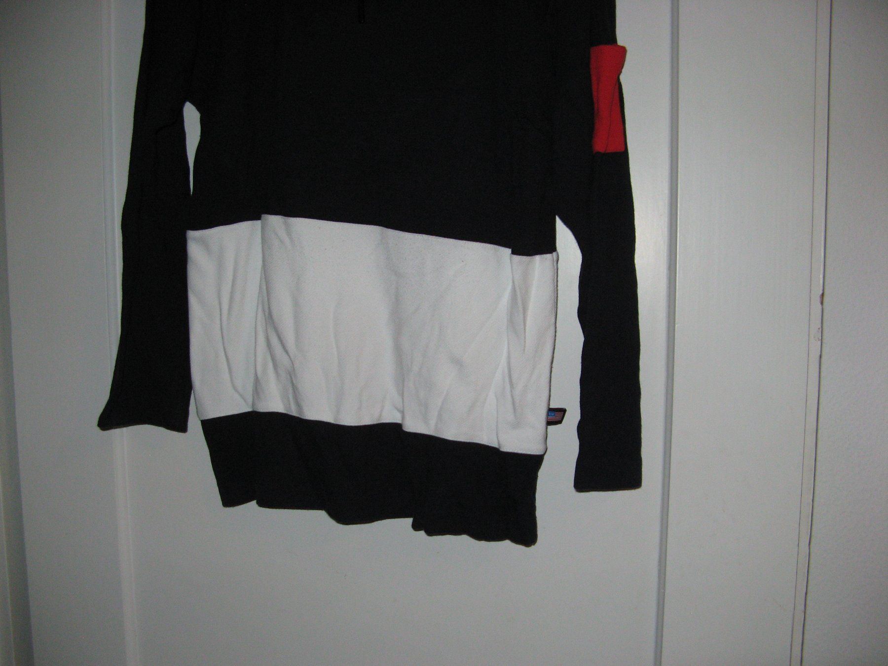 Pullover & Sweatshirts: Pulli mit Reissverschluss Gr. M oder Gr. 44 – Gebraucht aus Zürich von apil 2