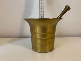 Mörser aus massivem Messing aus Sammlung (6)