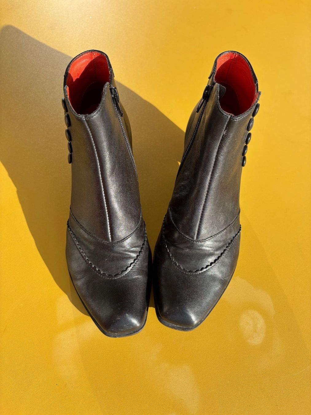 Scarpe da donna: VABEENE Lederstiefeletten Gr. 37 – Usato da Zürich venduto da missmodernage