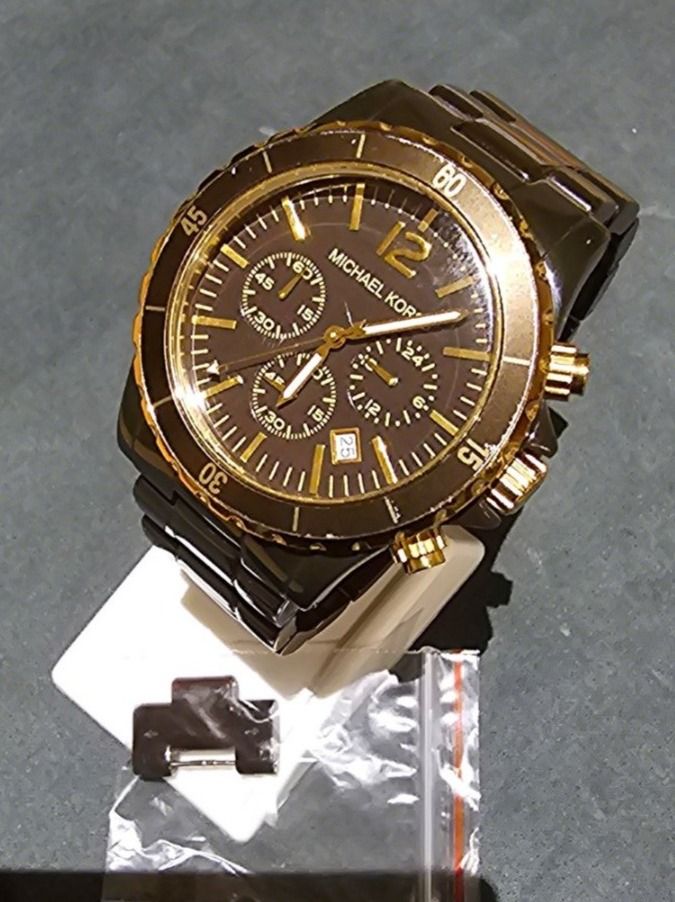 Michael Kors Uhren: MICHEL KORS HERRNUHR 48MM – Gebraucht aus Speicher von Lemore