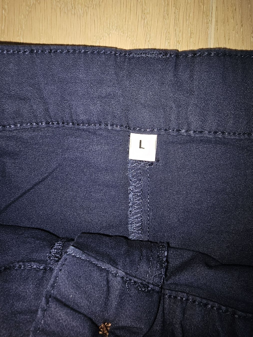 Pantaloni: Kurze Sommerhose Grösse L dunkelblau – Usato da Wiesendangen venduto da Wolke24 2