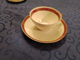 Bavaria Porzellan Tasse mit Untertasse rot