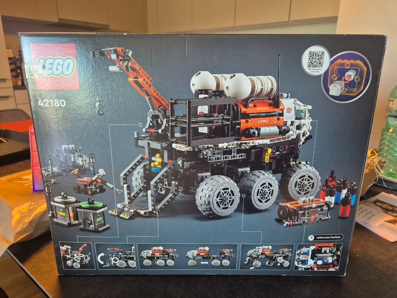 Lego Kit di costruzioni: Neuer LEGO Technic 42180 Mars Crew Exploration Rover Set – Nuovo e nell'imballaggio originale da Volketswil venduto da CinziaVolki 1