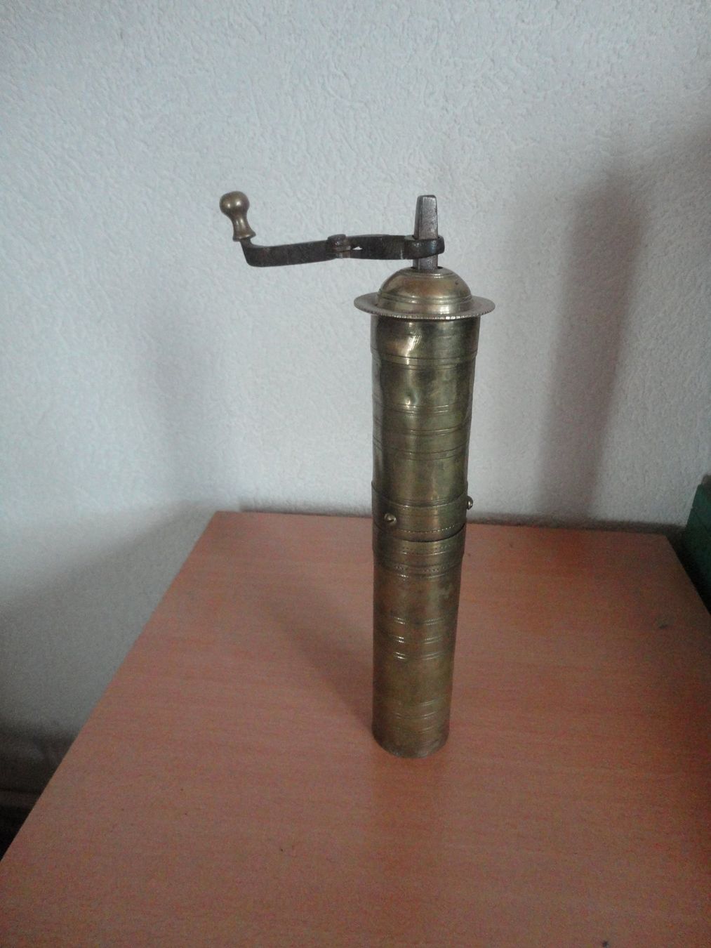 Küchengeräte: Antike Pfeffermühle aus Messing, Handmühle, – Gebraucht aus Gelterkinden von Gimbo2 1