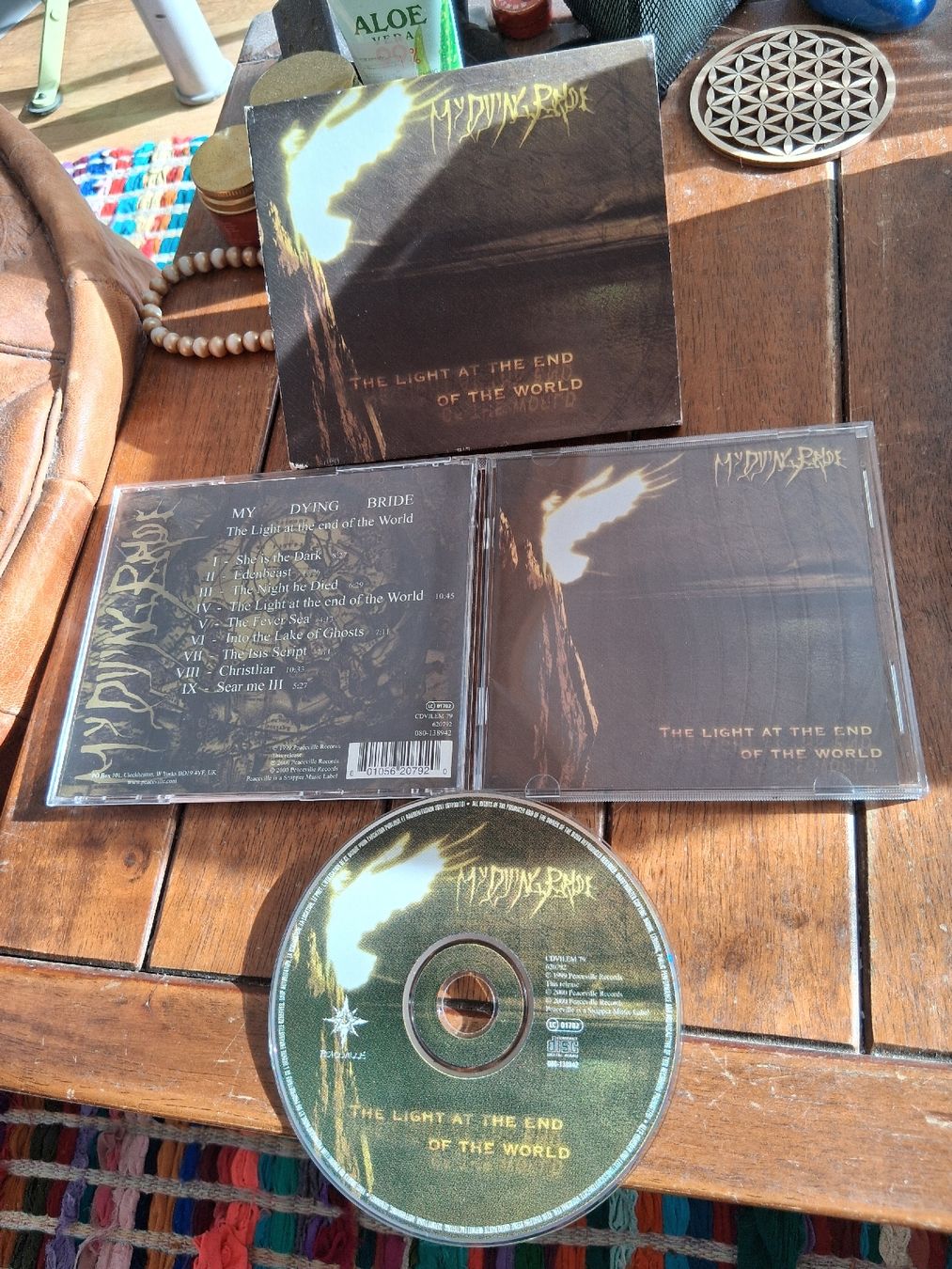 CDs: my dying bride- the light... – Gebraucht aus St-Cergue von VeganWarrior