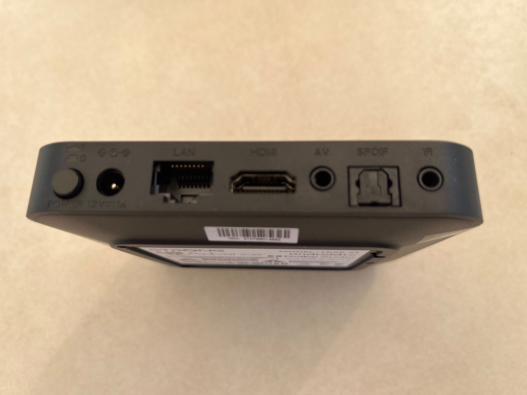 Sistemi audio & multimediali: Strong Leap S1 4K Android TV box – Usato da Bäch SZ venduto da CaptainVerbier 3