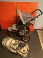 Kinderwagen mit Bett