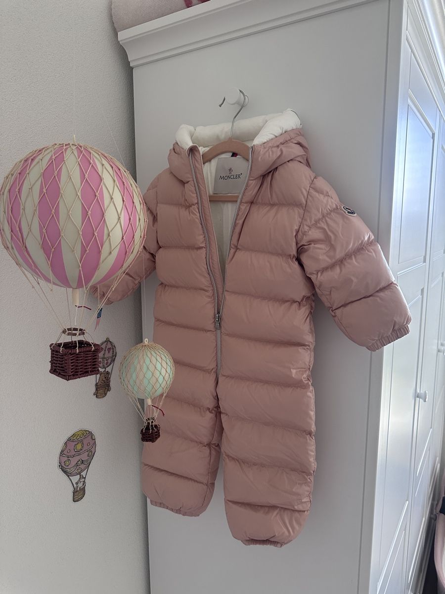 Moncler Giacche & Cappotti: Moncler Overall Rosa Grösse 18/24 Monate 86cm – Nuovo (secondo la descrizione) da Richterswil venduto da jul_qnt6