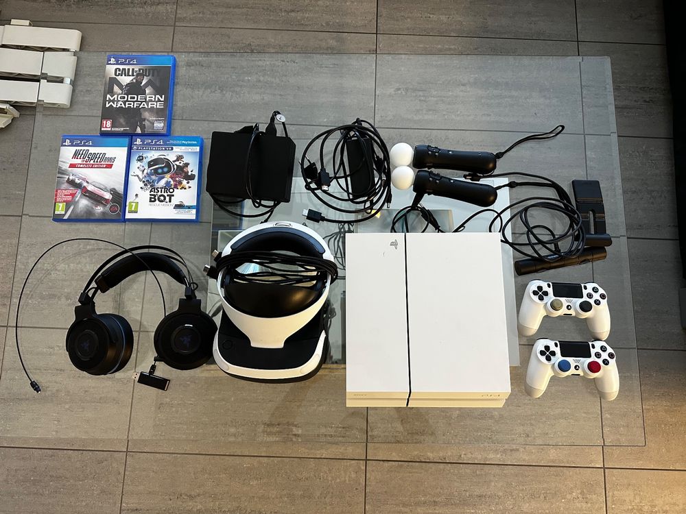 Playstation 4 + VR Brille + Mega Zubehör | Kaufen auf Ricardo