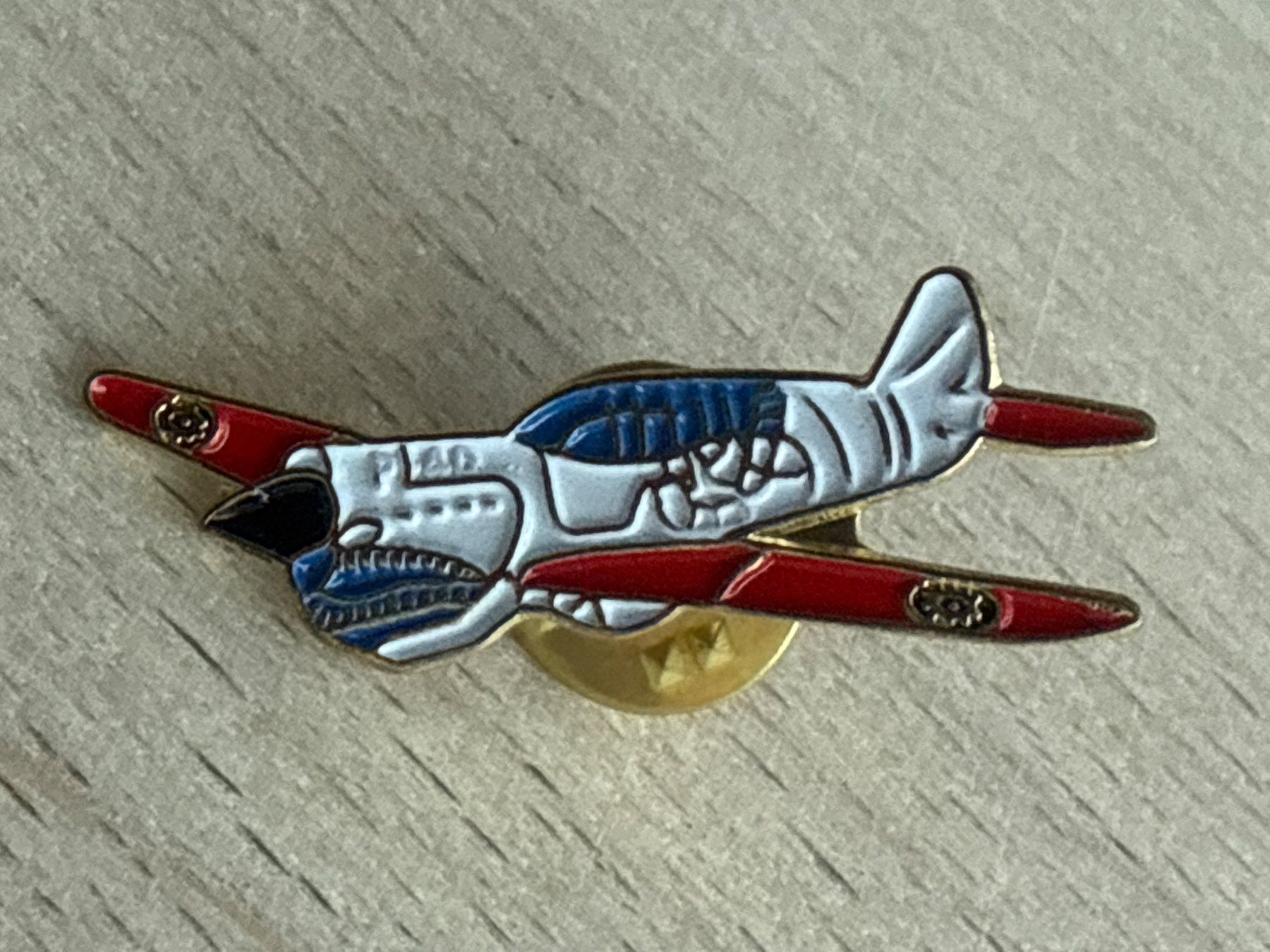 Plaquettes & Badges: Pin Flugzeug – D'occasion à Glattbrugg par Schweigmatt