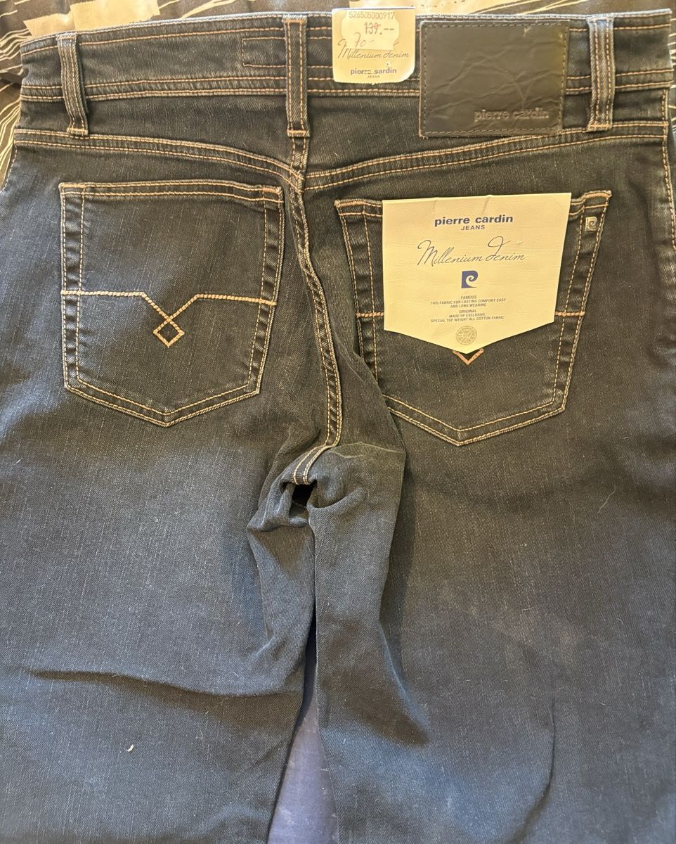 Pierre Cardin Jeans: Pierre Cardin 33 x 34 Jeans  – Nuovo e nell'imballaggio originale da Obermumpf venduto da davetattoo 2