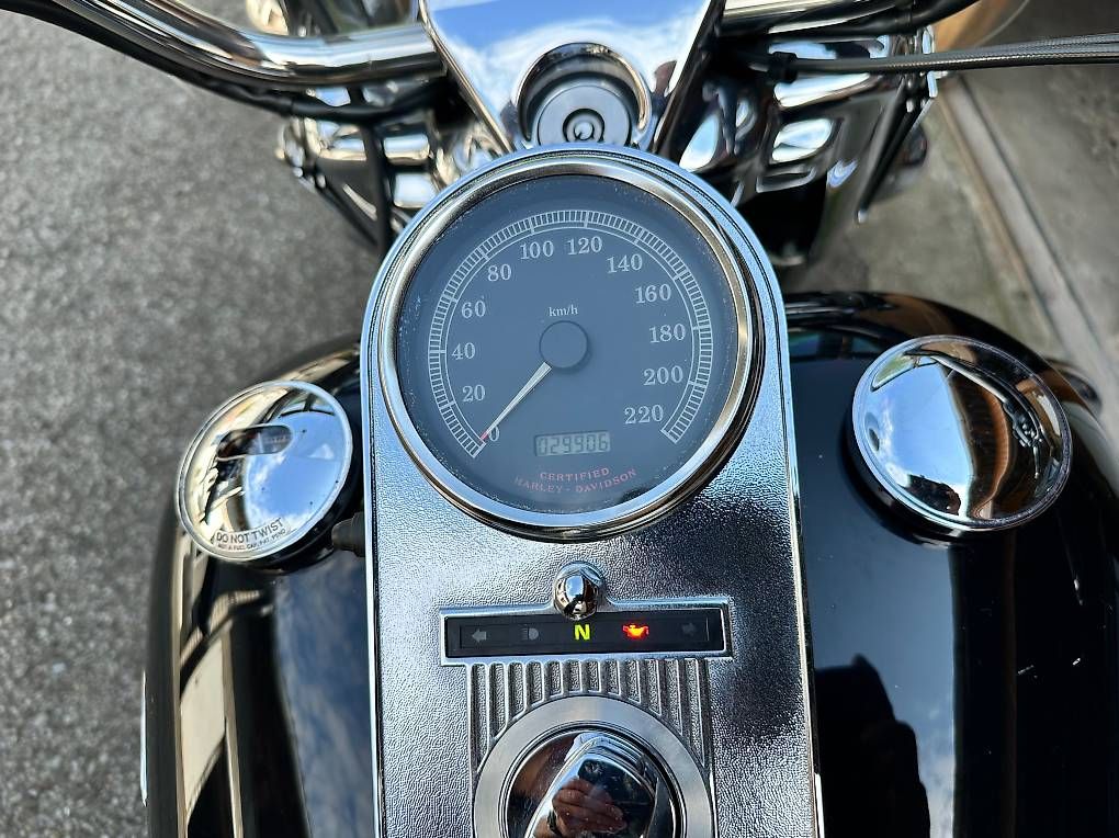 Harley-Davidson Touring: Harley - Davidson Road King – D'occasion à Kerns par nova27 3