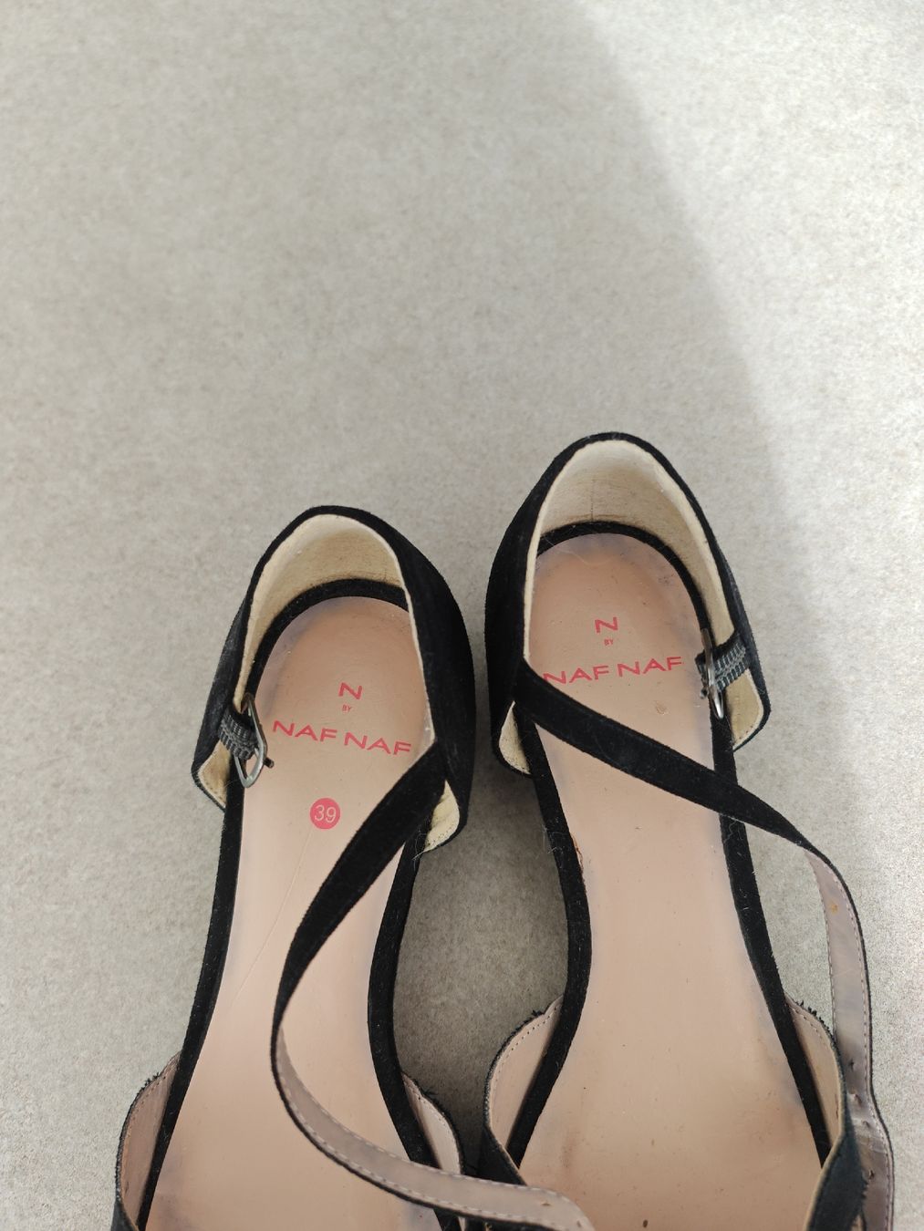 Nafnaf Scarpe da donna: Sandales compensées NafNaf noires taille 39 – Usato da Longirod venduto da ali_nsd5 1
