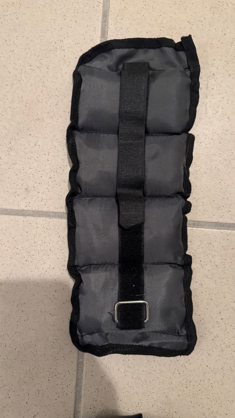 Hometrainer: Set pesi per caviglie e polsi, 4 pezzi, – Usato da Monte Carasso venduto da Ely67 2