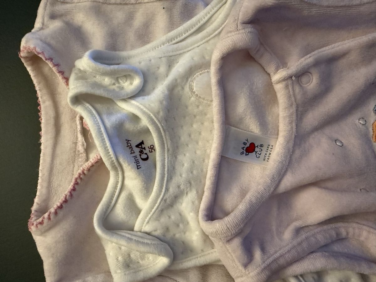 Lotti & Set di vestiti: Lot de 9 pyjamas T54-56 – Nuovo (secondo la descrizione) da Saulcy venduto da lanah31 3