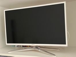 Samsung LED TV, 32 Zoll, weiss
