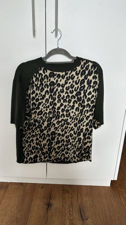 Louis Vuitton Leopard Print Top, size S, Excellent Condition