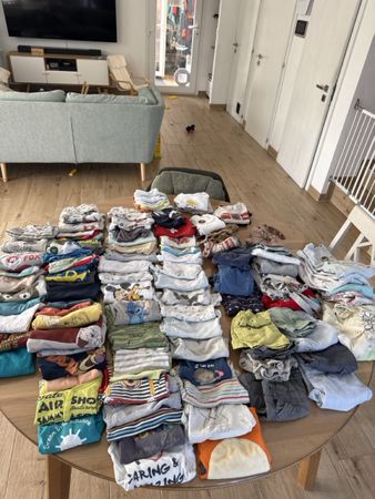 Lot de vêtements bébé garçon divers modèles  bon état 